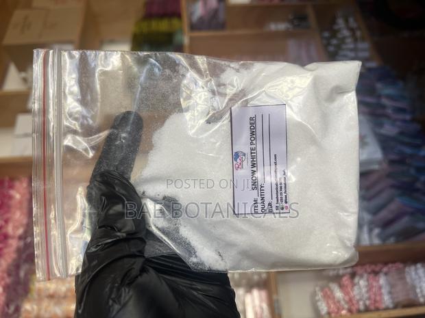 Snow White Powder (50 Grams) · Photo 1