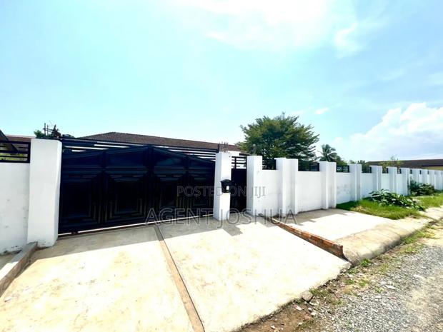 4bdrm House in Manet Court Estate, Airport Residential Area for rent · Photo 6