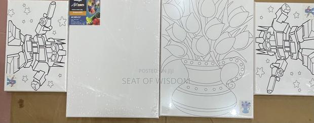 Canvas for Professional Art · Photo 1