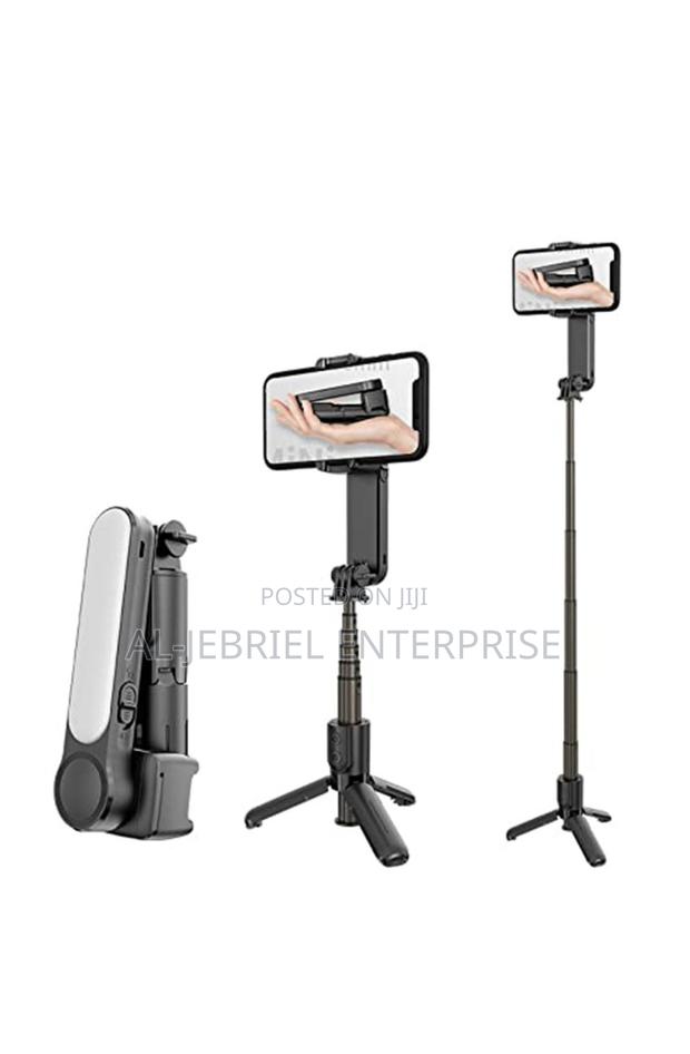 Promate L09 Gimbal Stabilizer Selfie Stick Tripod · Photo 1