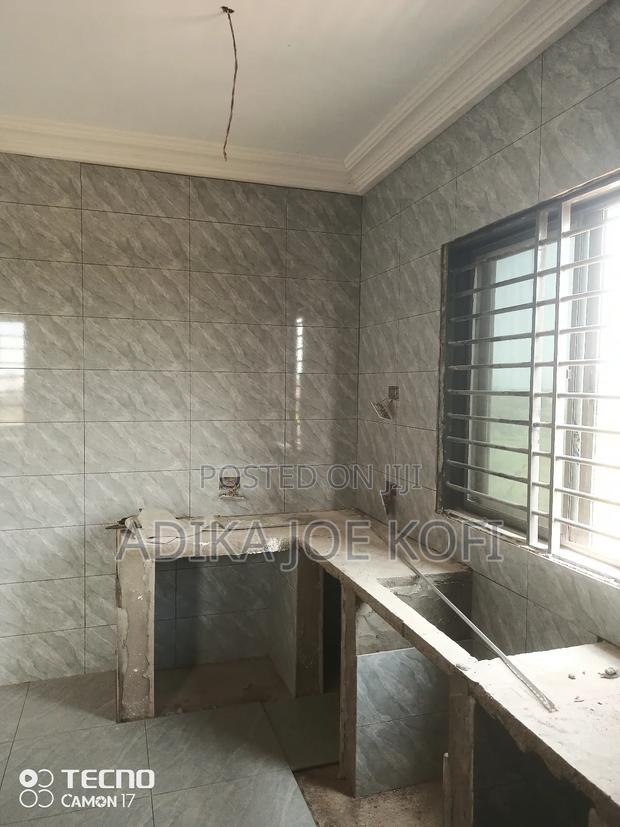 Express Interior and Exterior Tilling · Photo 1