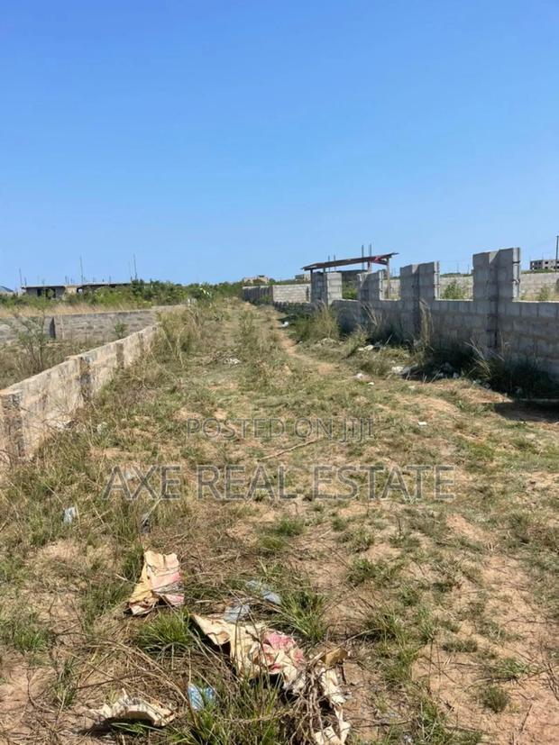 Accredited Beach Road Gated Lands at Prampram · Photo 1