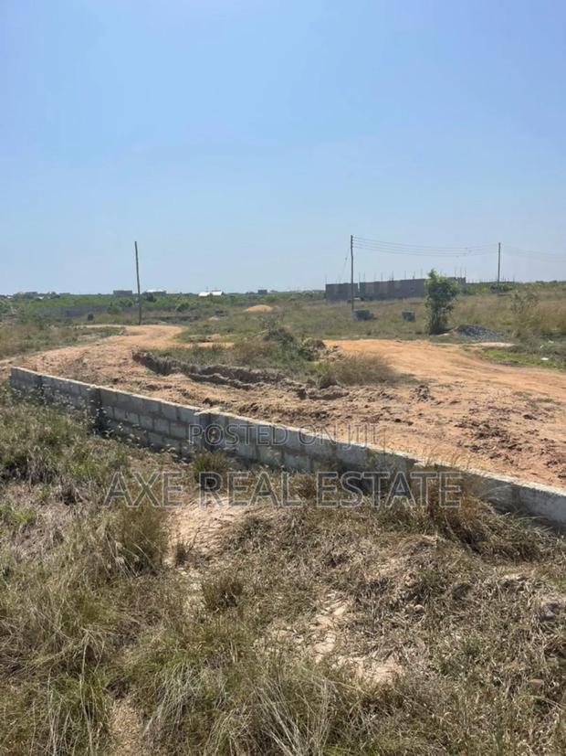 Neatly Arranged Gated Residence Plots at Prampram Beach Road · Photo 2