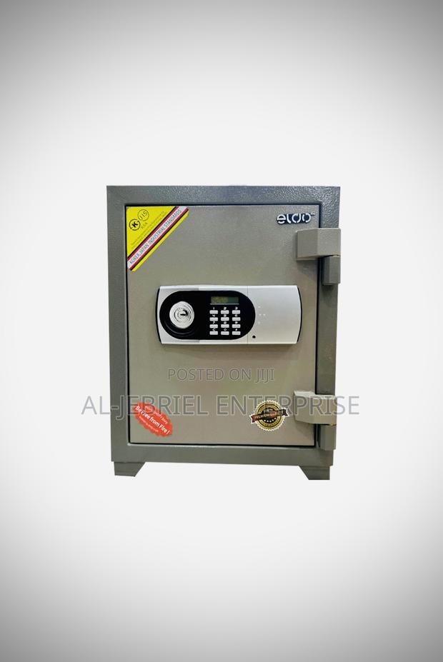 Eldo Pro RFK-D48X Safe Box · Photo 1