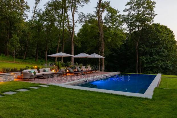 Quality Pool Construction · Photo 5