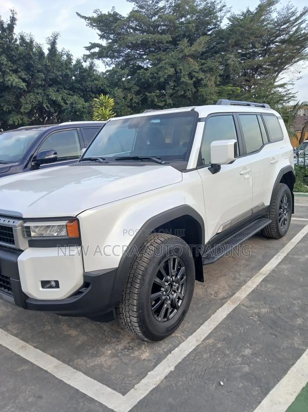 New Toyota Land Cruiser Prado 2024 White · Photo 1