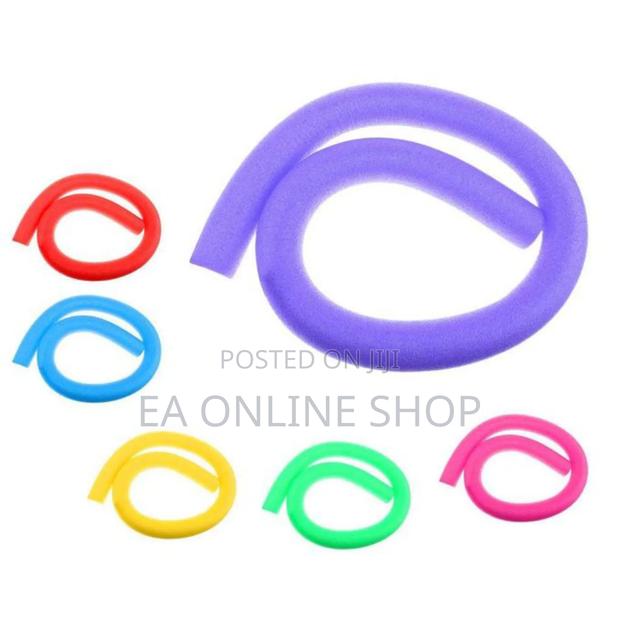 Swimming Pool Noodle Floater for Kids and Adults · Photo 2