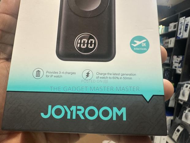 Joyroom Portable Smart Watch Wireless Charger · Photo 2