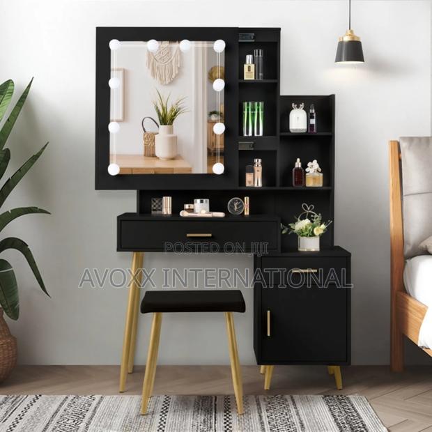 Ktaxon Vanity Table Set Makeup Vanity Desk With Drawers · Photo 6