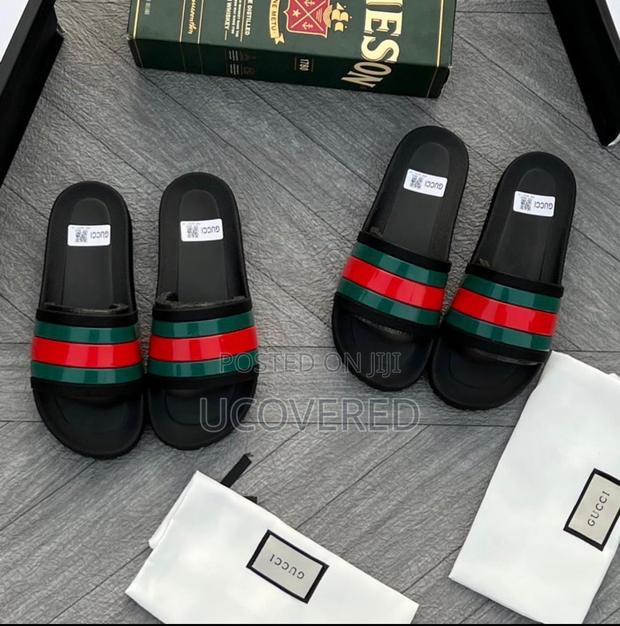Branded Quality Unisex Slides/Slippers · Photo 7