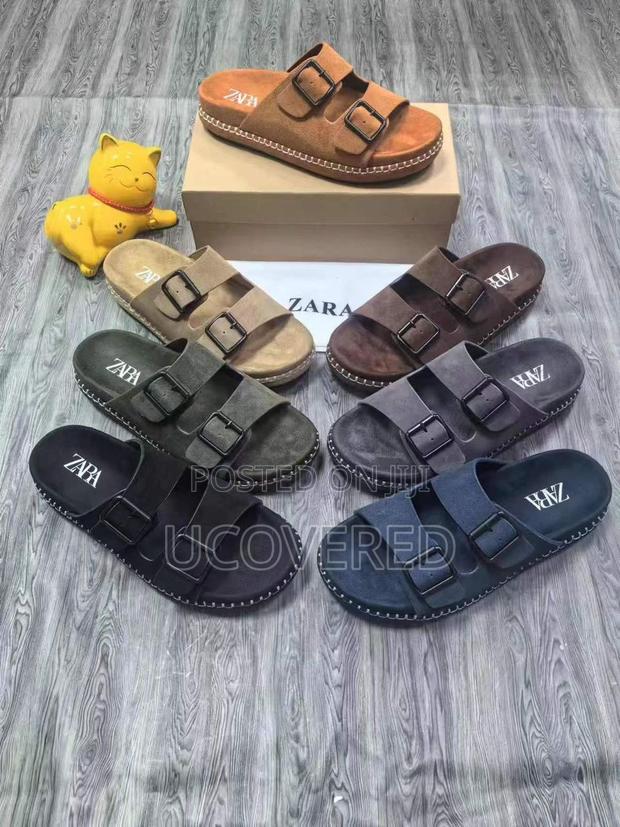 Zara Suede Unisex Slippers · Photo 1