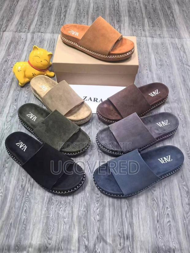 Zara Suede Unisex Slippers · Photo 2