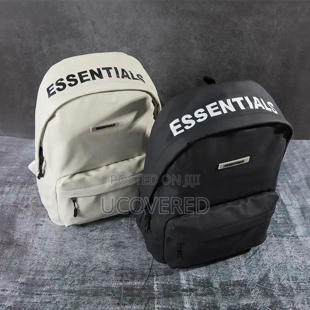 Essential Unisex Backpacks · Photo 1