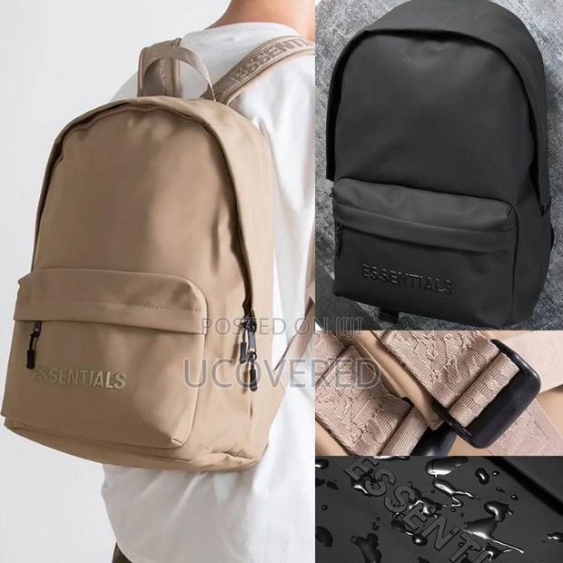 Essential Unisex Backpacks · Photo 6