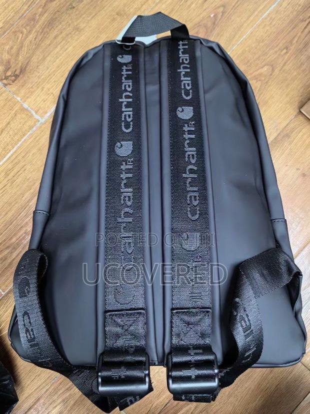 Essential Unisex Backpacks · Photo 8