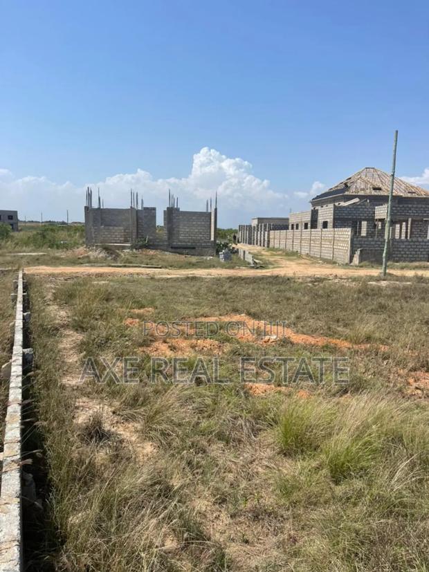 Special Unique Estate Lands at Prampram Beach Lane · Photo 1