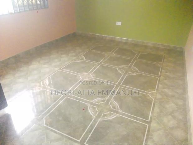 1bdrm Room & Parlour in Amasaman 3 Junction, Pokuase for rent · Photo 2