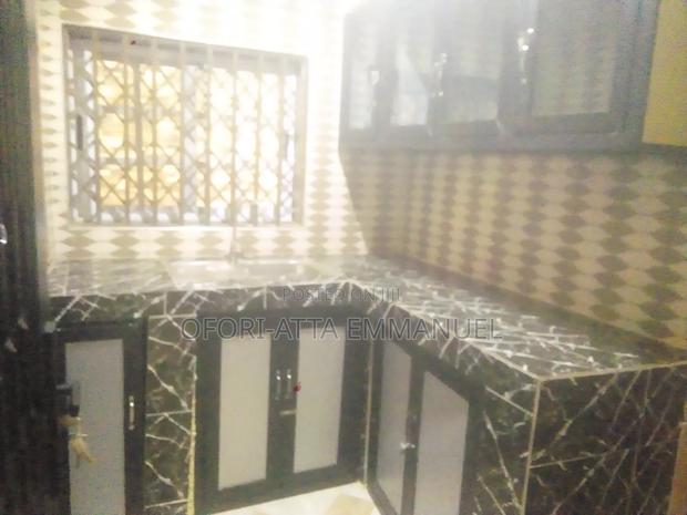 1bdrm Room & Parlour in Amasaman 3 Junction, Pokuase for rent · Photo 6