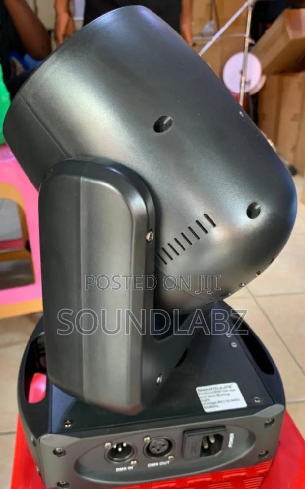 7eyes Mini Led Moving Head Light (Beam) · Photo 3