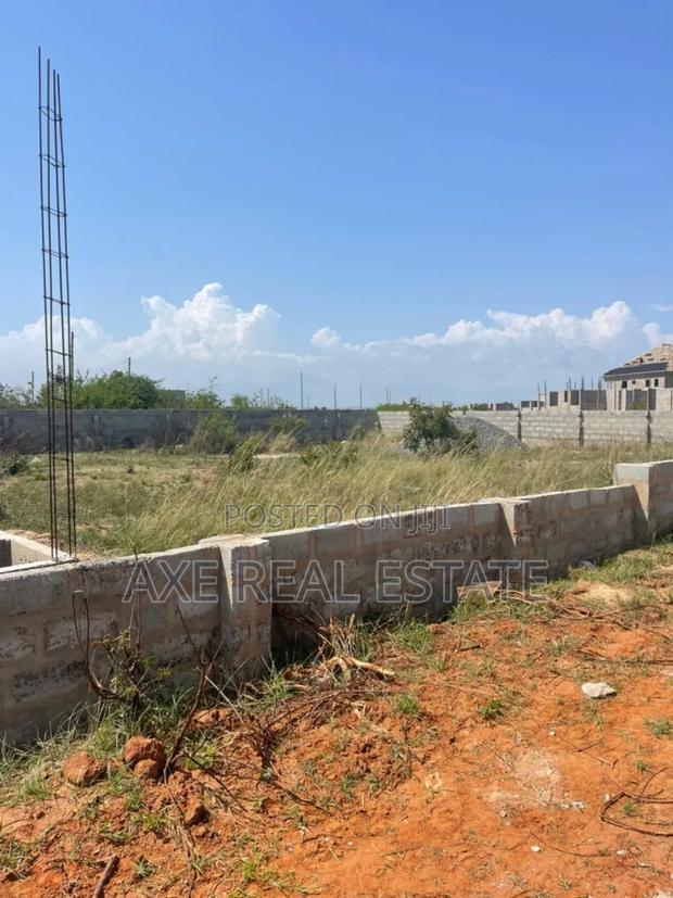 Nice Multipurpose Plots at Tema Community 25 Devtraco · Photo 2