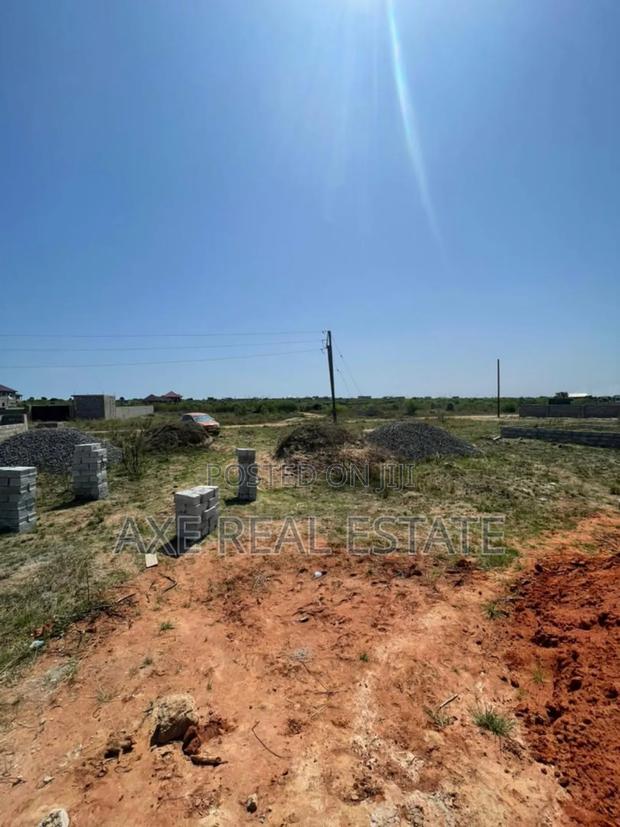 Promotional Offers on Full Plot at Prampram Beach Road · Photo 1