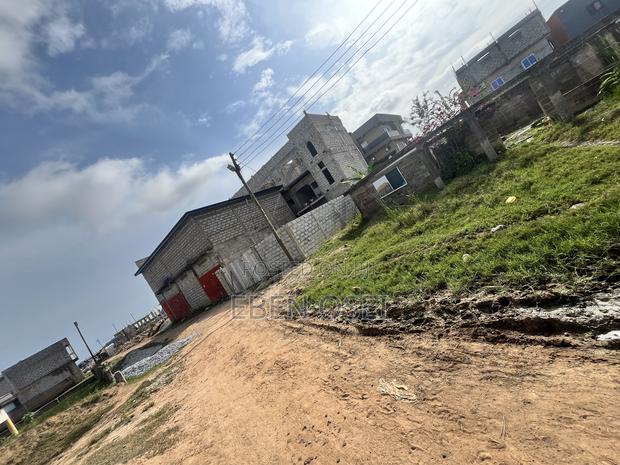 Land for Sale · Photo 2