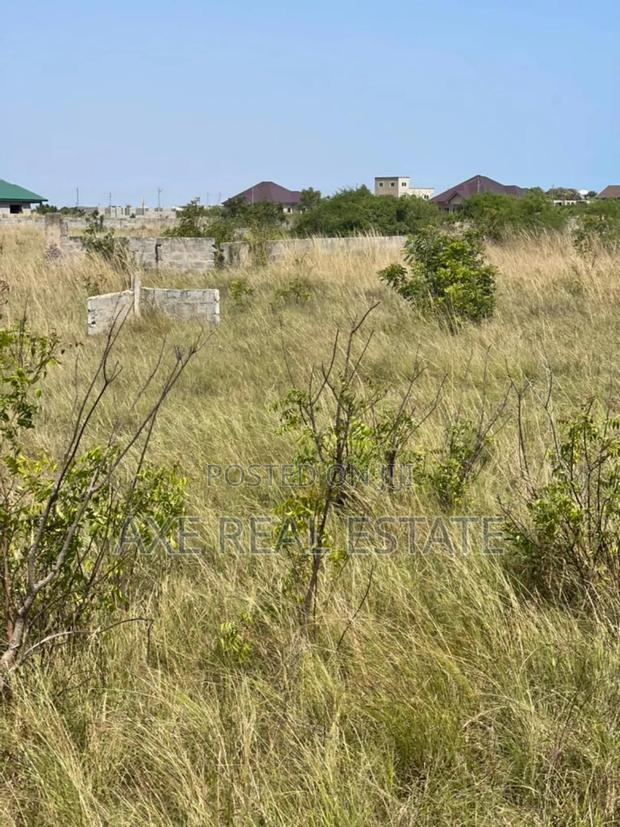 Amazing Hill Breeze Half Plot at Afienya - Shai Hills · Photo 1