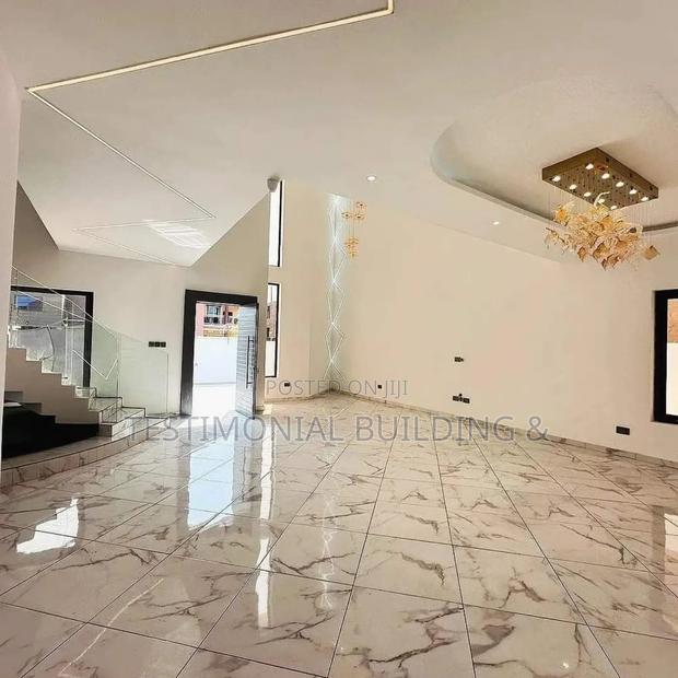 4bdrm House in Testimonial Building, Adjiriganor for sale · Photo 2