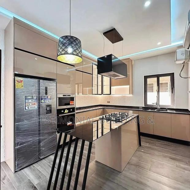 4bdrm House in Testimonial Building, Adjiriganor for sale · Photo 6