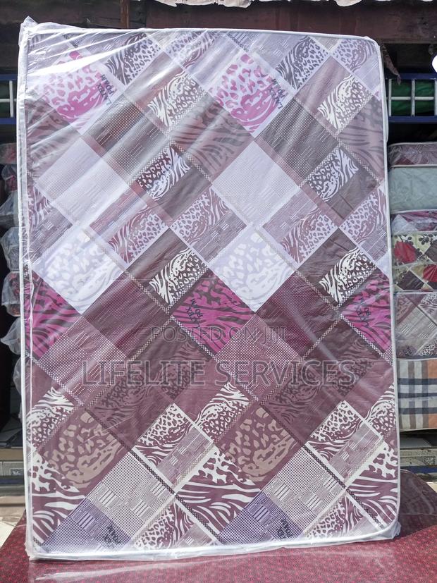 Soften Surface Mattress 10" Double LATEX · Photo 2