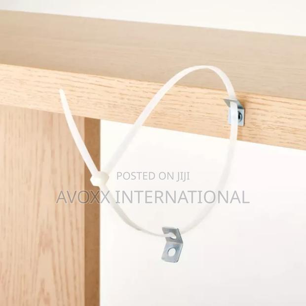 Bleached Oak Console Table Natural Wood - Threshold · Photo 5
