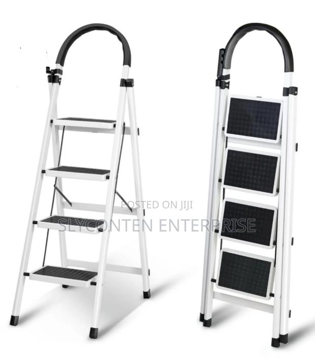 4steps Foldable Ladder · Photo 1