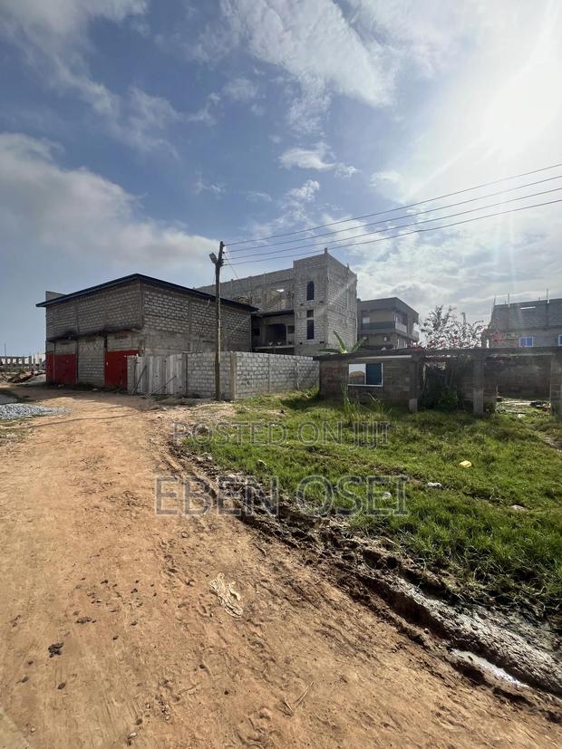 Land for Sale · Photo 5