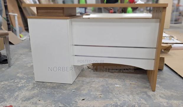 Office Table (OFM1523) · Photo 3