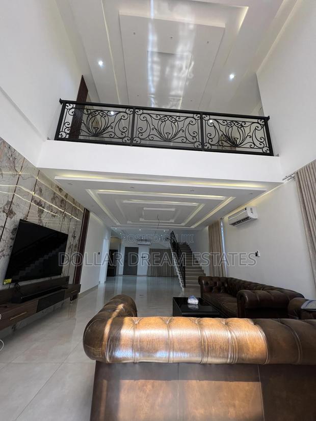 Furnished 5bdrm House in Ashaley Botwe for sale · Photo 3
