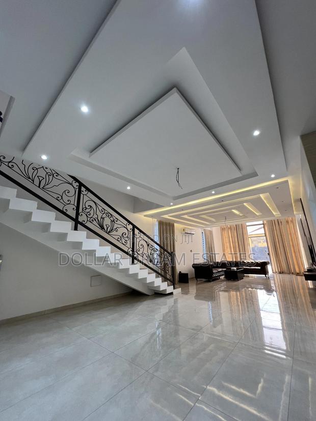 Furnished 5bdrm House in Ashaley Botwe for sale · Photo 5