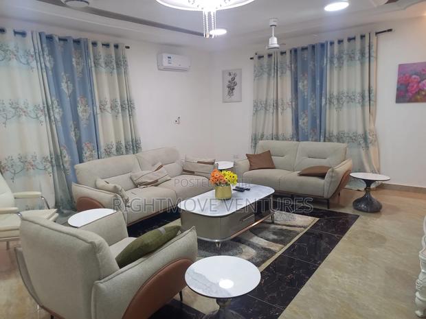 Fully Furnished 2 Bedrooms Apartment at Anaji · Photo 1