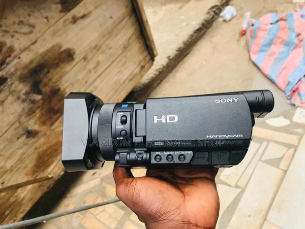 Capture Stunning Moments With Sony HDR Cx900e · Photo 1