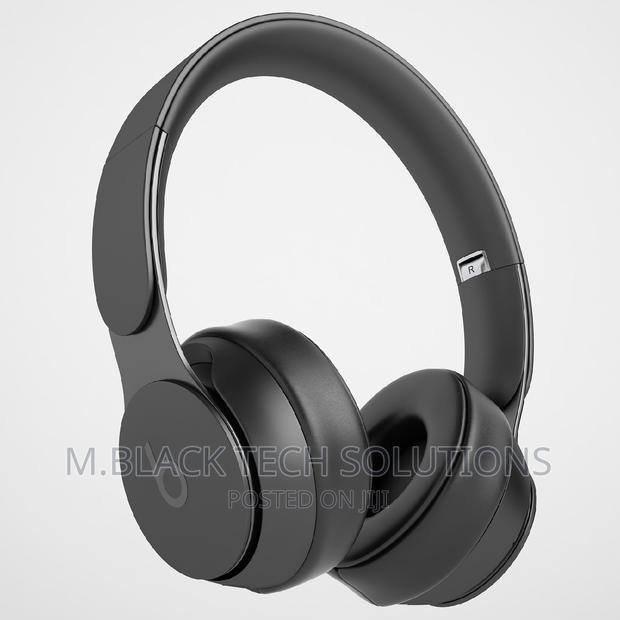 Beats Solo Pro Headphones · Photo 4