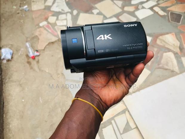 Experience Exceptional Video Sony FDR-Ax40 · Photo 1