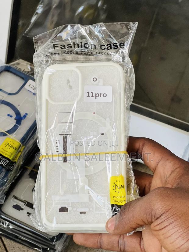 Apple A16 Clear Case Magnetic Ring For iPhone 11-15 Series · Photo 3