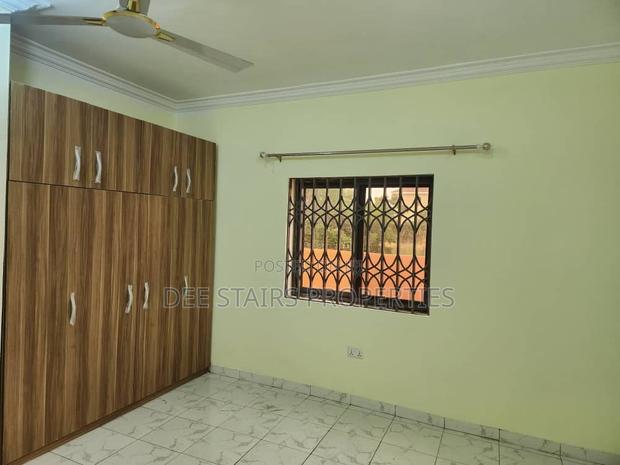 2bdrm Apartment in Behind Trade Fair for rent · Photo 4
