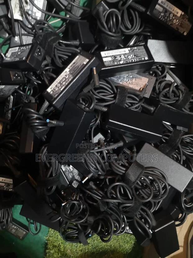 Original Home Used Laptop Chargers · Photo 1