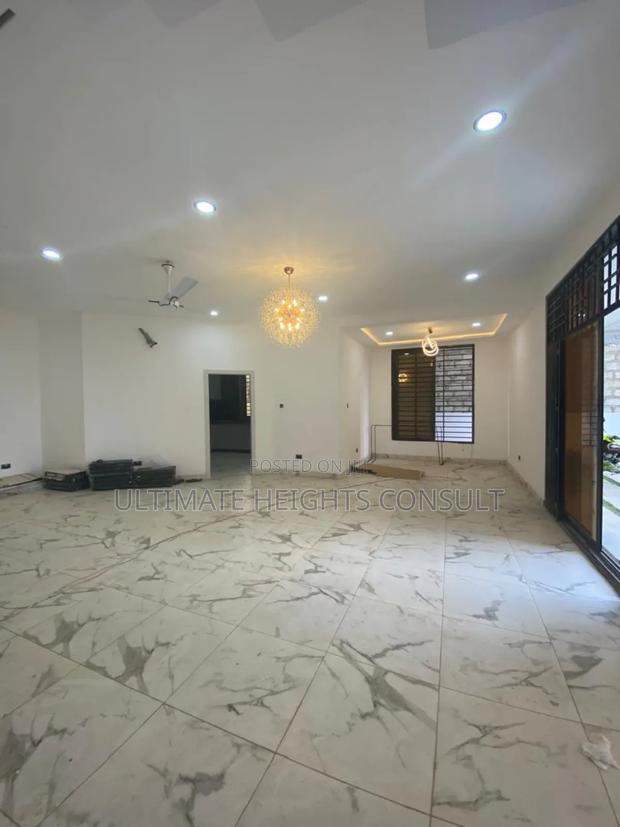 3bdrm House in Achimota Petroleum for sale · Photo 2