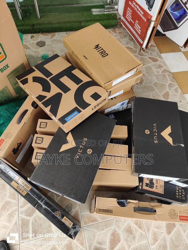New Laptop HP Victus 16 16GB AMD Ryzen 7 SSD 1T · Photo 7