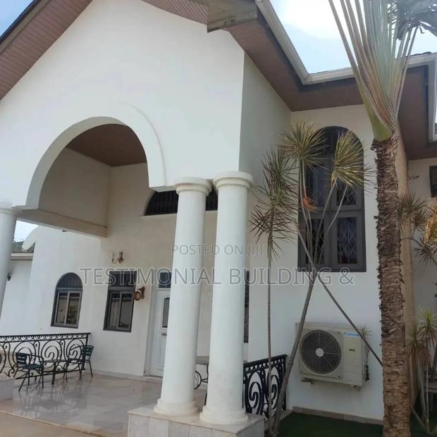 5bdrm House in Testimonial Building, Adjiriganor for sale · Photo 7