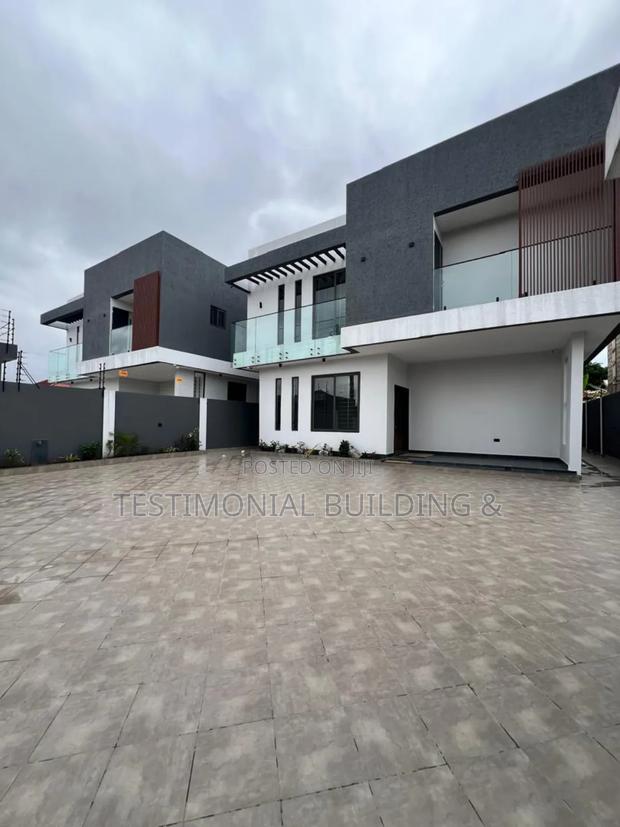 4bdrm House in Testimonial Building, Adenta for sale · Photo 3