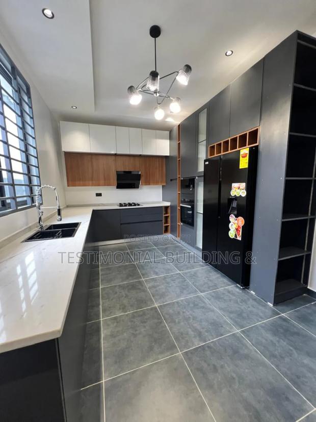 4bdrm House in Testimonial Building, Adenta for sale · Photo 8