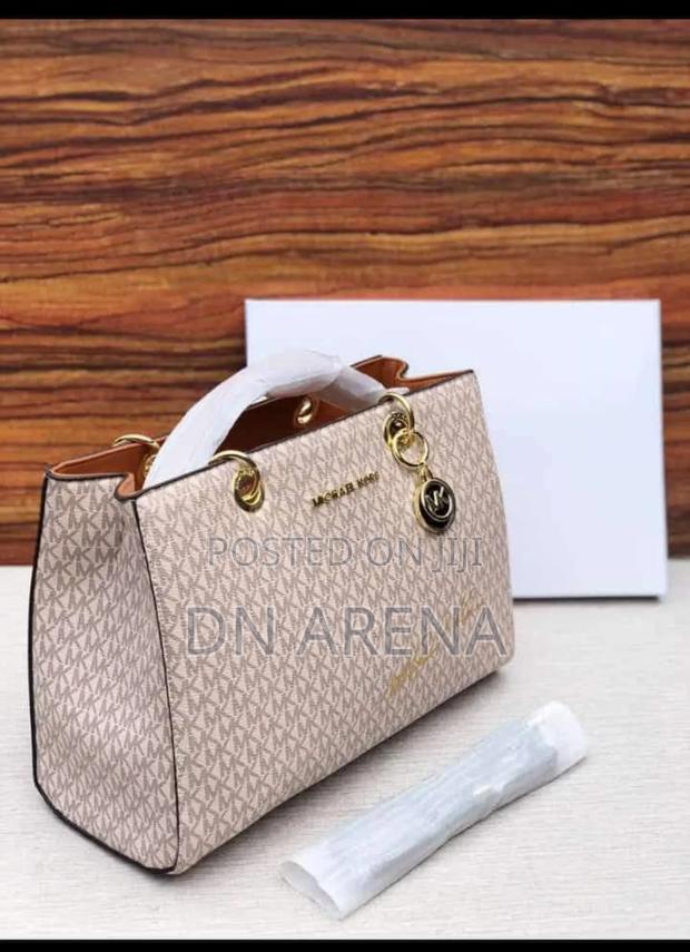 MK Quality Ladies Handbag · Photo 4