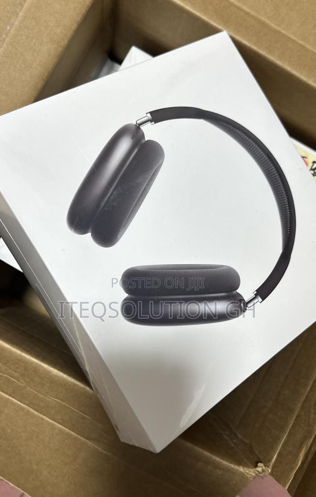 Original AirPods Max 2 · Photo 1